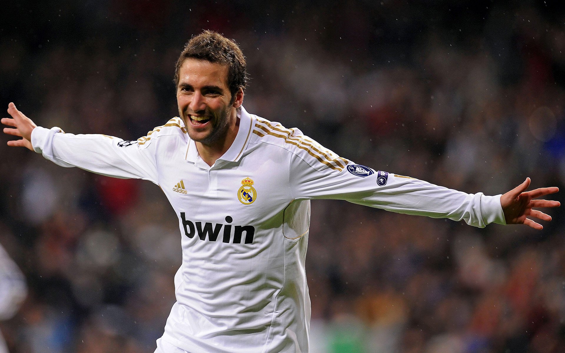 博卡青年前腰传球精准，是全场亮点，博卡青年著名球员