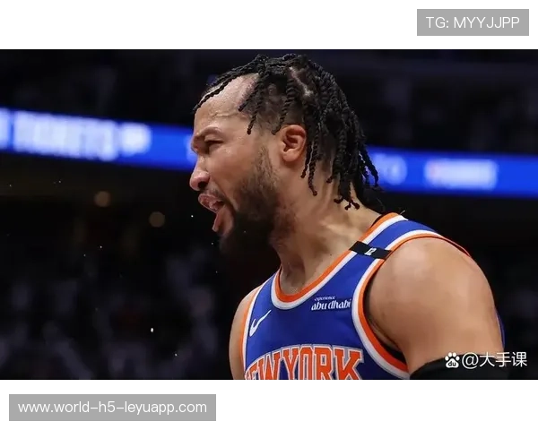 尼克斯快攻推进快，分差一口气拉开